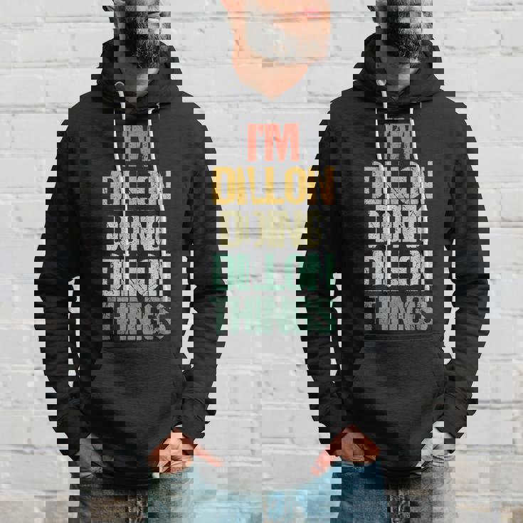 I'm Dillon Doing Dillon Things – 楽しい言葉でクールな名前ディロン パーカー 彼への贈り物