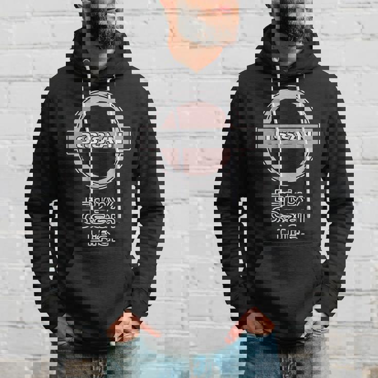 Ossan おっさん（車好き ロゴ エンブレム パロディ）【変なtシャツ屋さん】文字 メッセージ 面白い デザイン パーカー 彼への贈り物