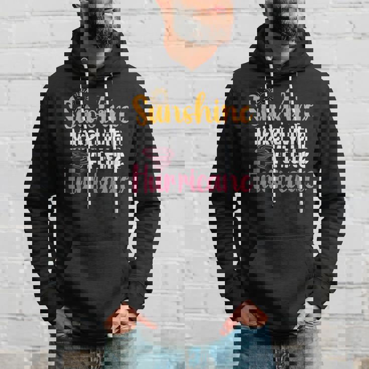 Sunshine Mix With A Little Hurricane 面白い皮肉な引用 パーカー 彼への贈り物