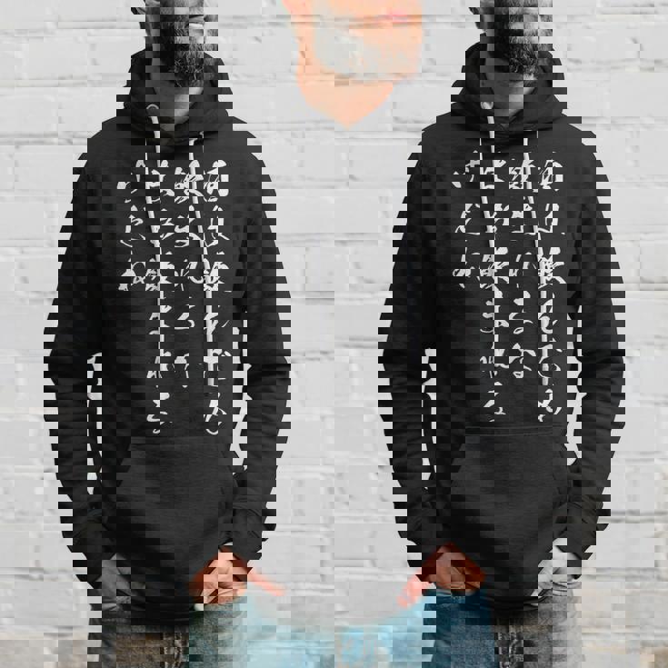 【酒は飲んでも飲まれるな】おもしろ 面白い お笑い ユーモア ギャグ ネタ ウケ狙い 笑える 変な 文字入れ 文字入り パーカー 彼への贈り物