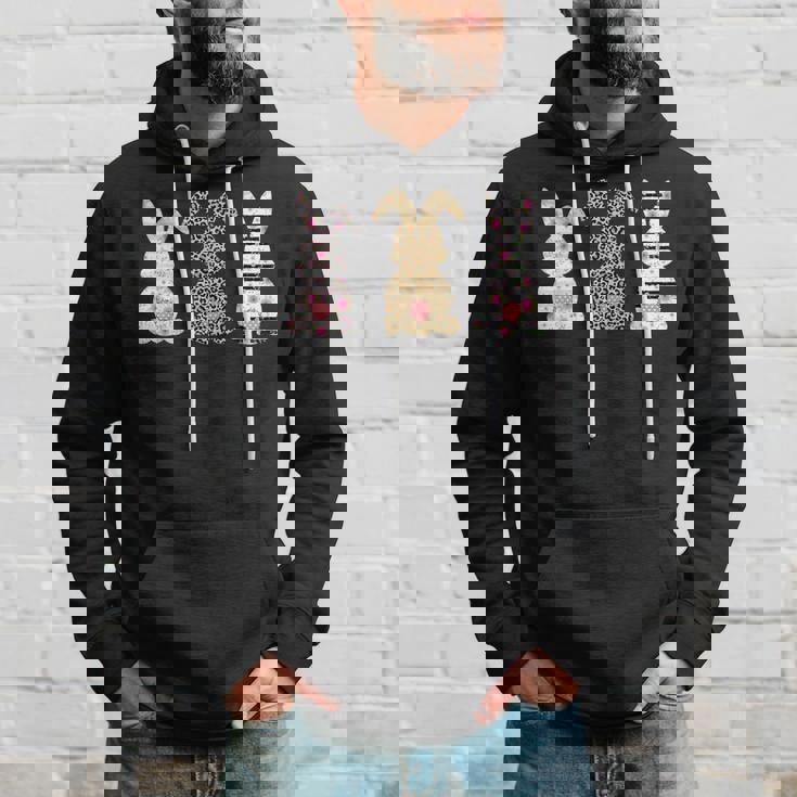 かわいい ヒョウ イースター バニー ウサギ トリオ フローラル ハッピーイースター パーカー 彼への贈り物