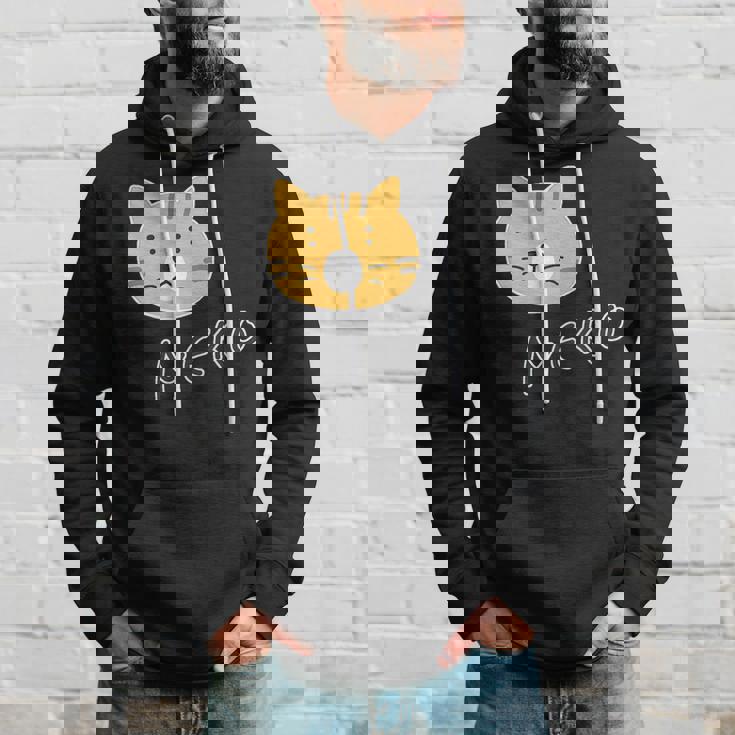 ねこさん『ふぇいす』茶トラ 猫 Neko【どうぶつフレンズ】フキゲンネコ 動物 ゆるかわいい キャラクター イラスト パーカー 彼への贈り物