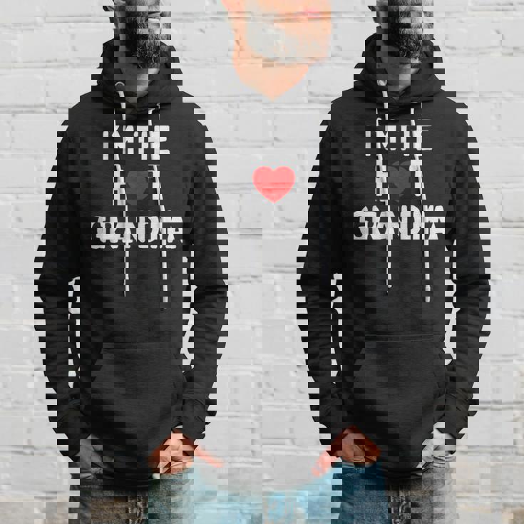 アイ・ラブ・ホット・グランマ-アイ・アム・ザ・ホット・グランマ パーカー 彼への贈り物