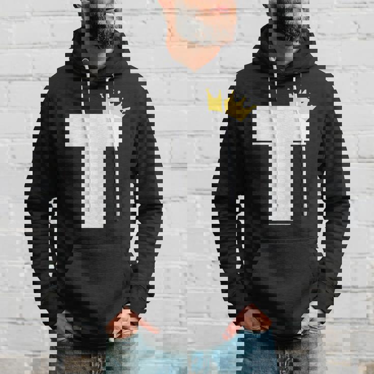 アルファベット大文字モノグラム イニシャル キング クイーン クラウン パーカー 彼への贈り物