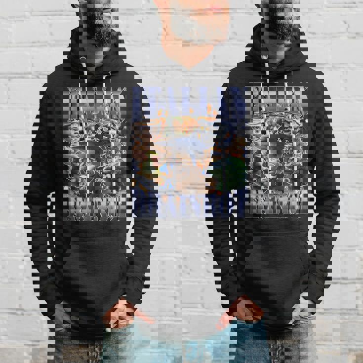 イタリア Brainrot 面白い トラララ クロコディロ ミーム ジョーク ブーツレッグ パーカー 彼への贈り物