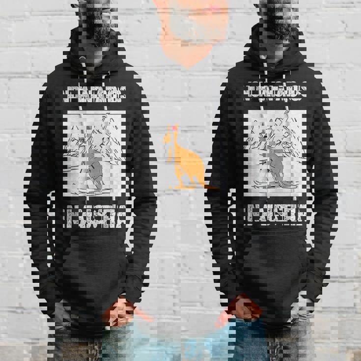 オーストリアにカンガルーはいない 愉快なオーストリア旅行 パーカー 彼への贈り物