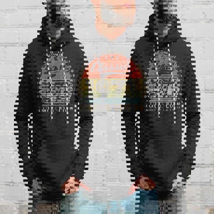 クラシック 1973 限定版 ヴィンテージ 1973年生まれのレトロな誕生日。 パーカー 彼への贈り物