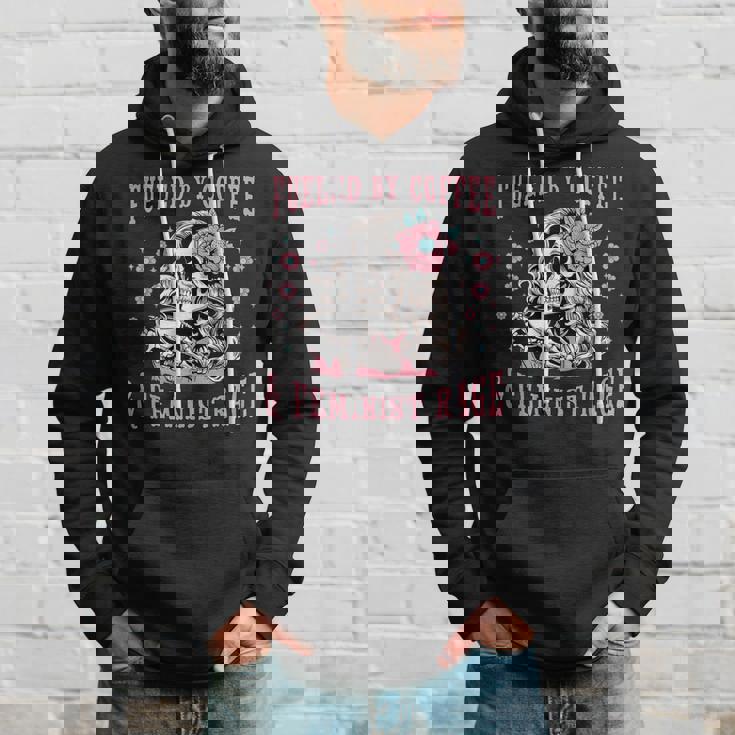 コーヒーフェミニストの怒りに支えられたスケルトンフェミニスト フェミニズム パーカー 彼への贈り物