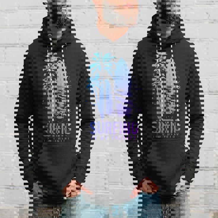 サーフィンセラピー ヴィンテージ サーフボード ヤシの木 ビーチサーファー パーカー 彼への贈り物