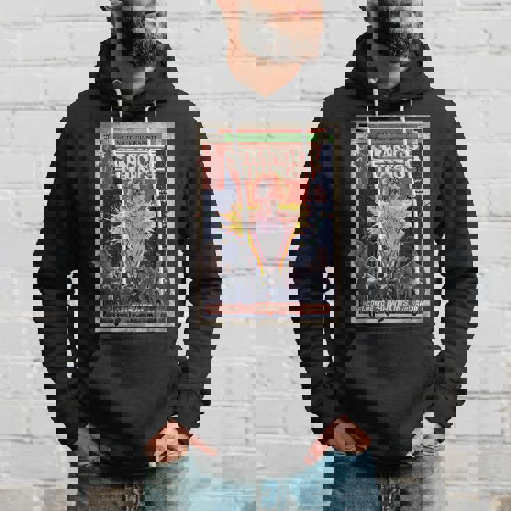 ストレンジャー・シングス リミックス 80年代レトロコミックアート ホーキンズへようこそ パーカー 彼への贈り物