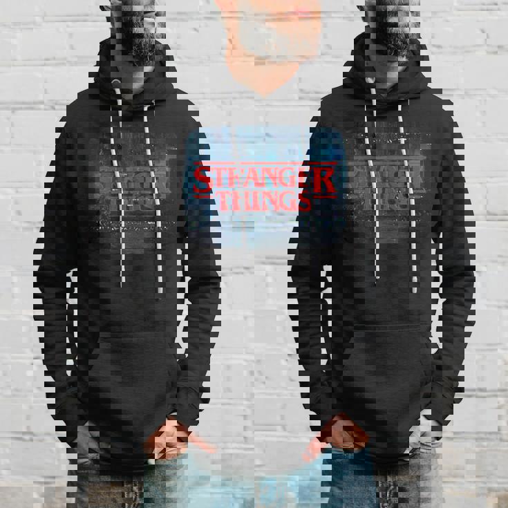 ストレンジャー・シングス ロゴ テレビ画面 ファン 記念品 パーカー 彼への贈り物