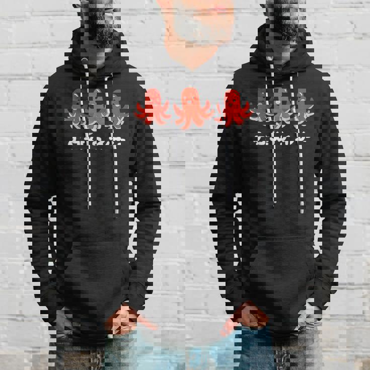 タコのウィンナー タコの食べ物のイラスト かわいい 面白い パーカー 彼への贈り物