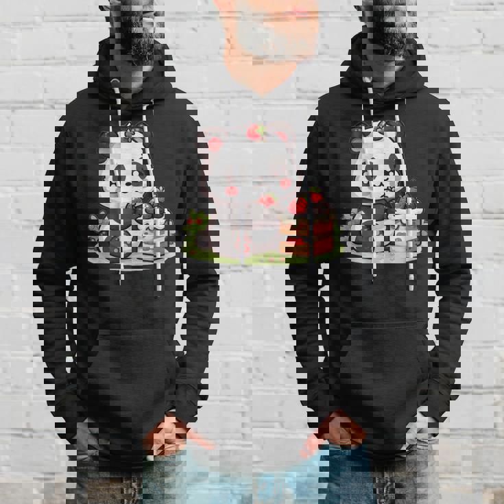 パンダを食べるストロベリーケーキ パーカー 彼への贈り物