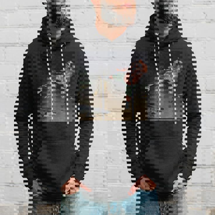 ワニを蹴る男 パーカー 彼への贈り物