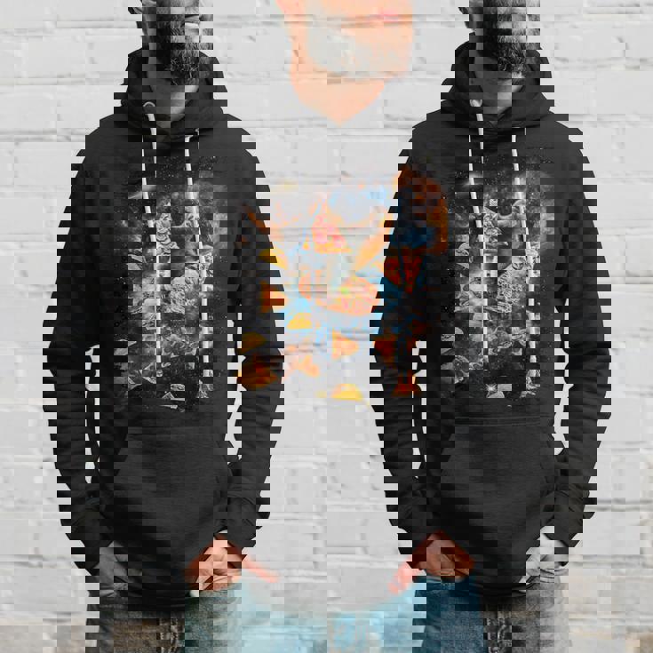 宇宙でピザタコスを食べるギャラクシーナマケモノ パーカー 彼への贈り物