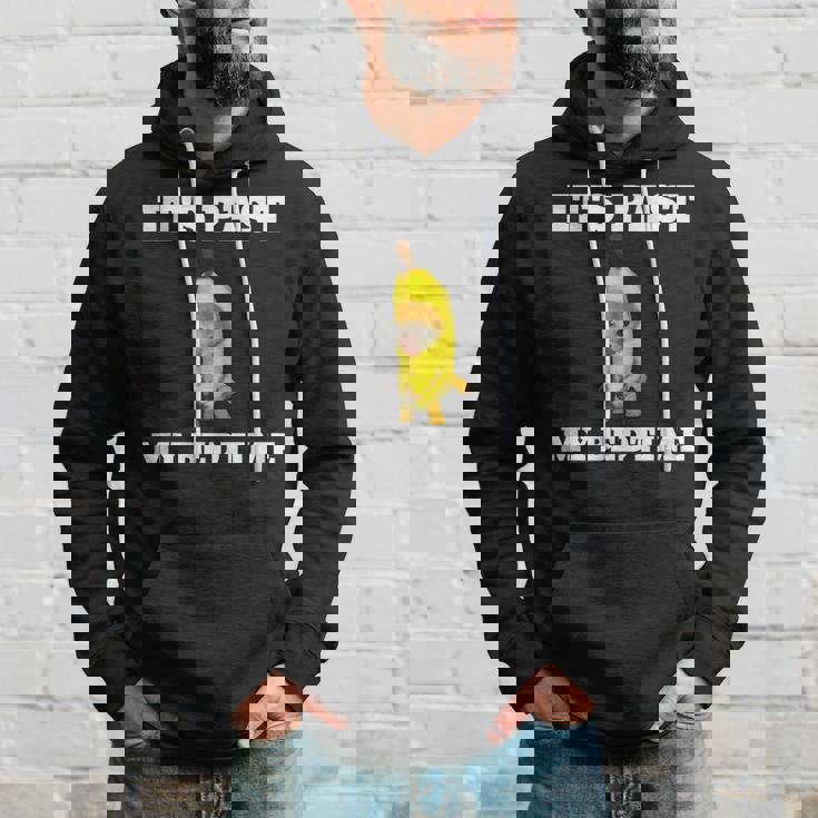 寝る時間が過ぎた面白い猫のミーム パーカー 彼への贈り物