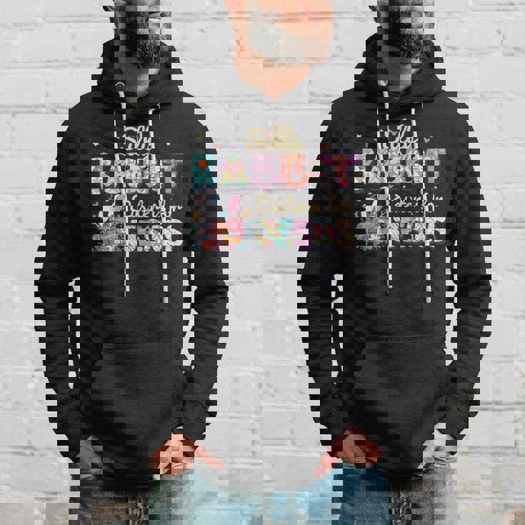 愚かなウサギ イースターはイエスのためです イースターバニー かわいいクリスチャン パーカー 彼への贈り物