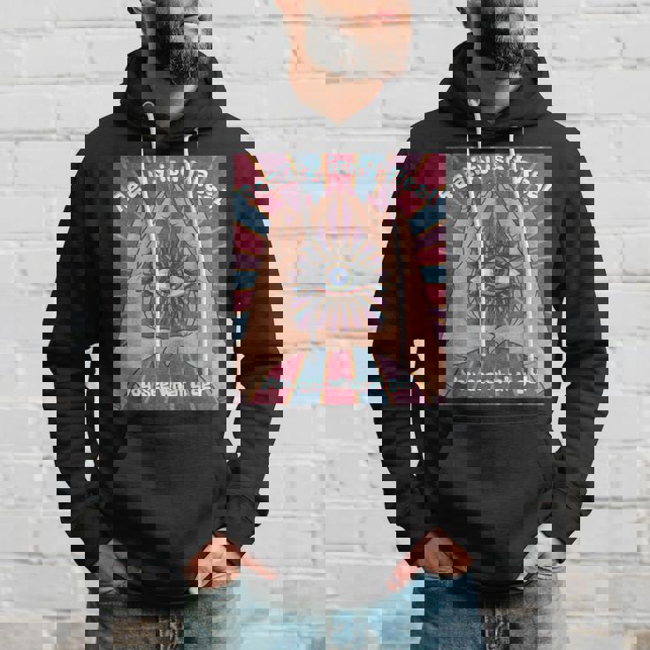 手、三角形、すべてが見える目を持つイルミナティデザイン。 パーカー 彼への贈り物