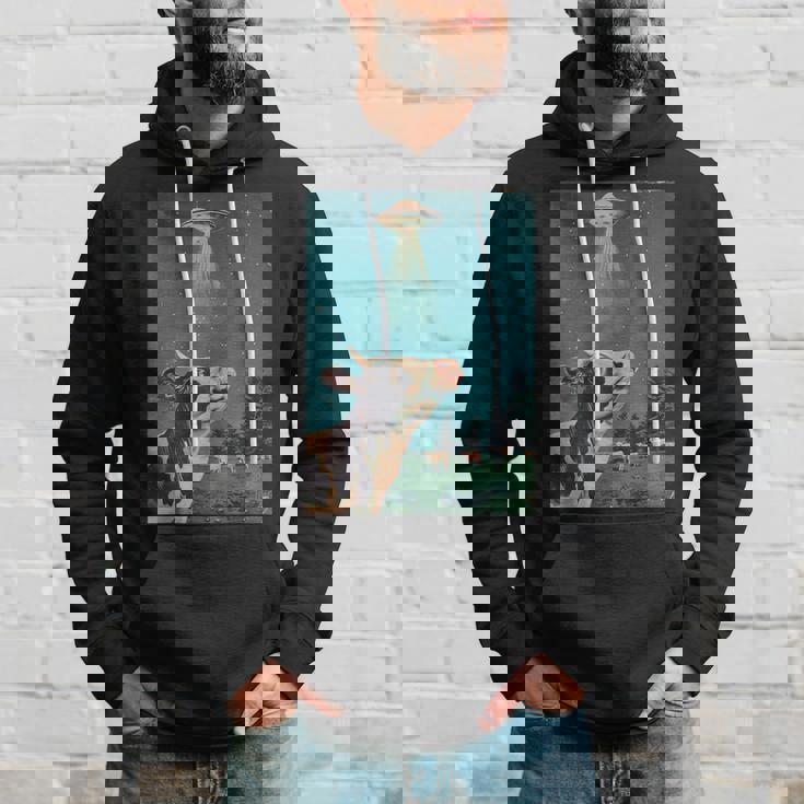 牛とufo ヴィンテージ 面白い アート レトロ グラフィック パーカー 彼への贈り物