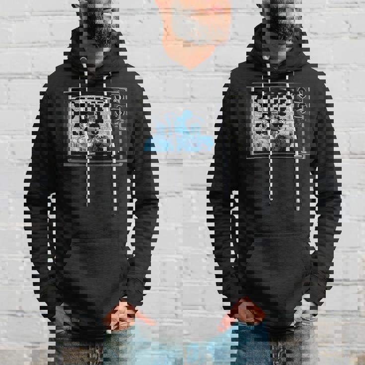 私たちのお気に入りの1980年代映画「Sleep They Live」からの引用 パーカー 彼への贈り物