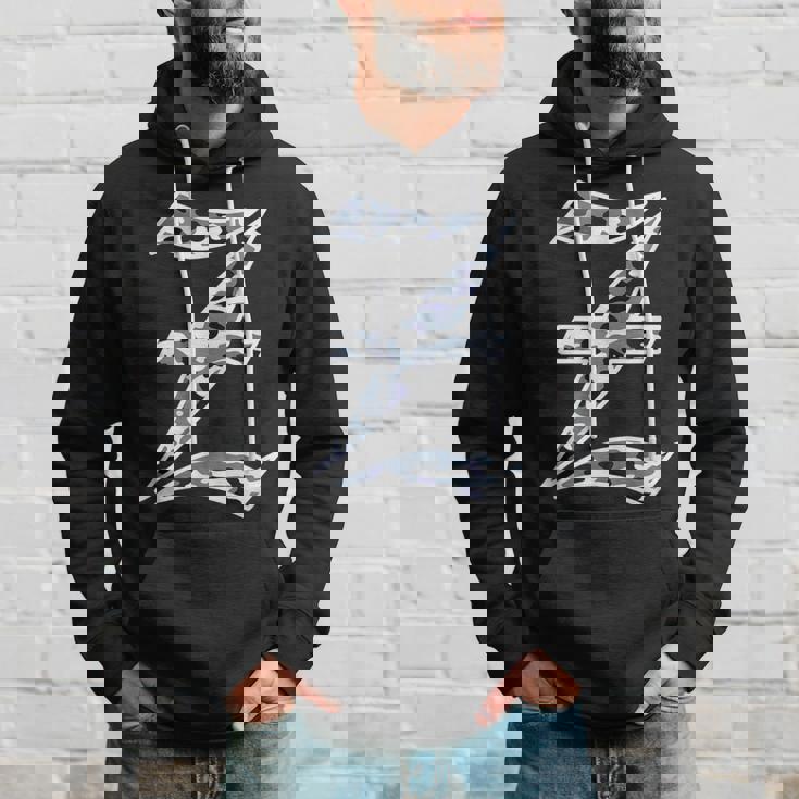 迷彩 アルファベット Z 古英語 大 カリグラフィー 文字 パーカー 彼への贈り物