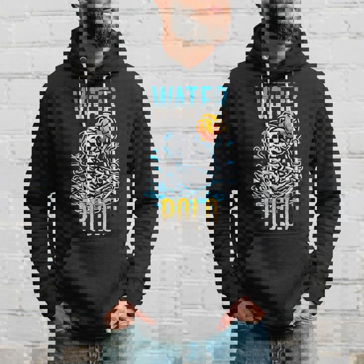 面白いスケルトン水球スポーツファン漫画スタイル パーカー 彼への贈り物