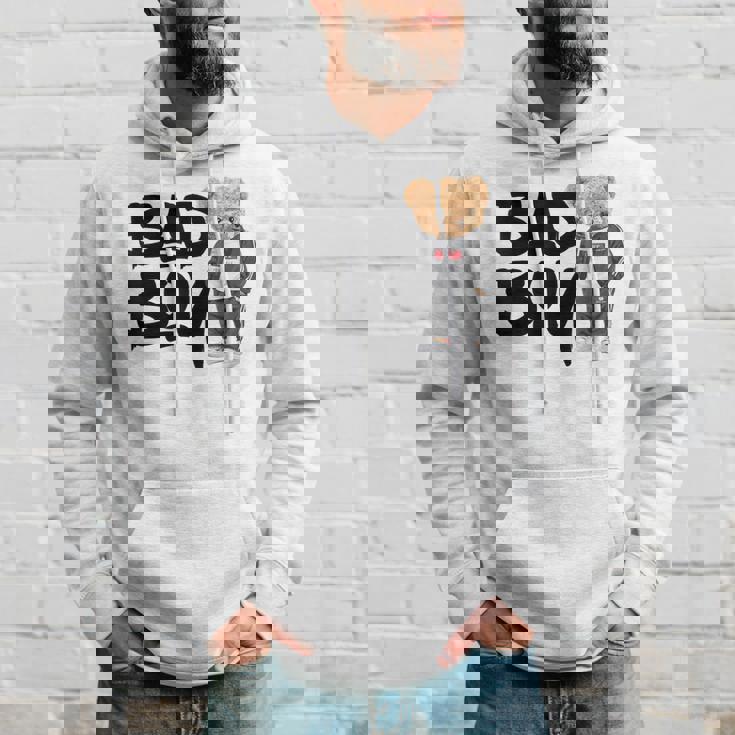 Angry Bad Boystyle、クールなテディベア、バッドボーイグラフィックデザイン。 パーカー 彼への贈り物