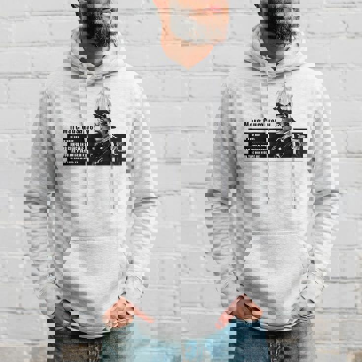 Confidence Inelf マーカス・ガーベイの名言 パーカー 彼への贈り物