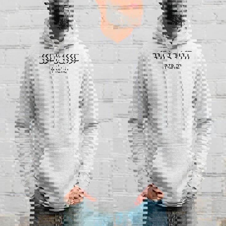 God Is Good All The Time ミニマルなクリスチャン パーカー 彼への贈り物