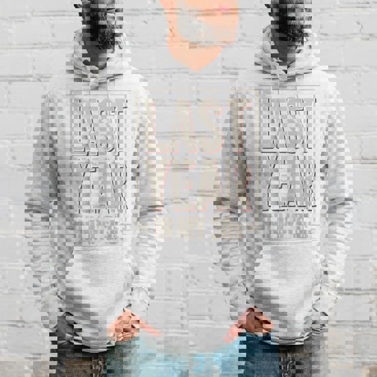 Hello 39 Officially Awesome 39Th Birthday Party Idea 長袖tシャツ パーカー 彼への贈り物