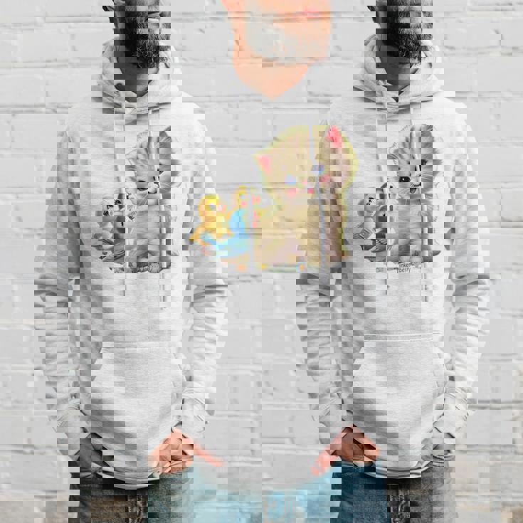 Kitten With Happy Little Birds パーカー 彼への贈り物