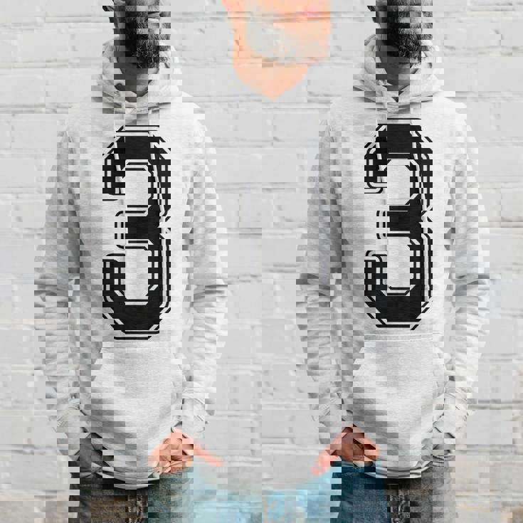 【バックプリント・背中側】3 数字 背番号 ユニフォーム ナンバー【ブラック／黒の文字】スポーツ 野球 サッカー 部活 パーカー 彼への贈り物