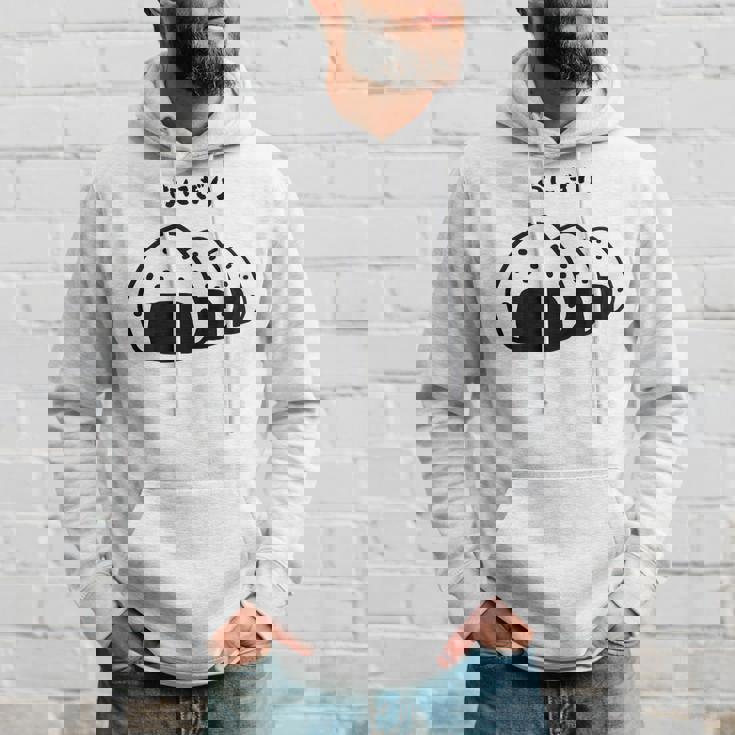 おにぎり パン オニギリ 間違い おもしろtシャツ 面白いtシャツ おもしろ メンズ 半袖 パーカー 彼への贈り物