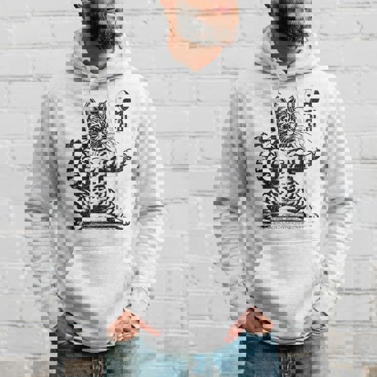 かわいい猫 太極拳 武道 陰陽 パーカー 彼への贈り物