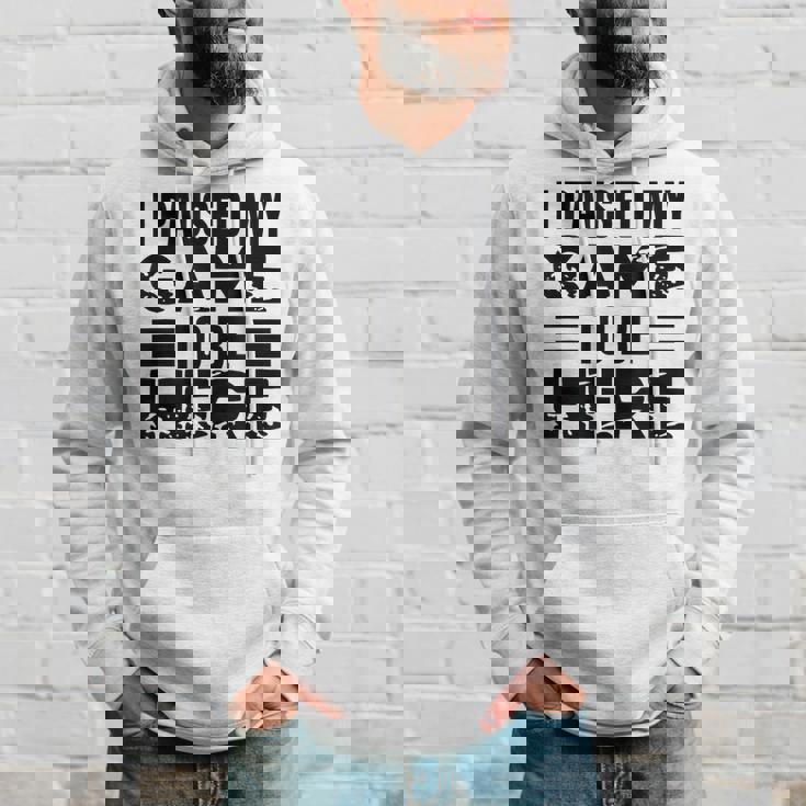 ここに来るためにゲームを一時停止しました パーカー 彼への贈り物