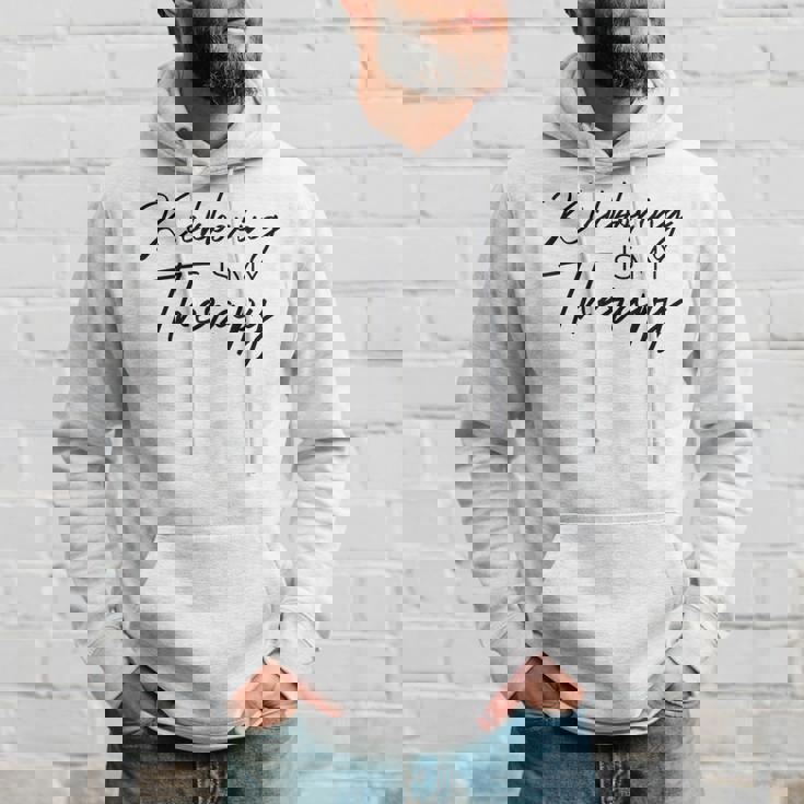 キックボクシングは私のセラピー パーカー 彼への贈り物