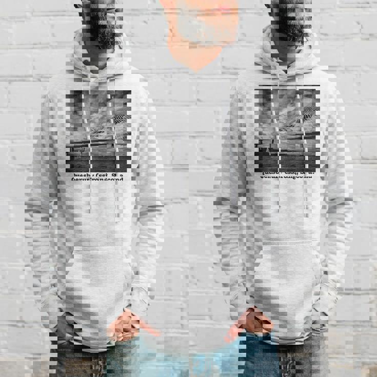 クイーンズベリークロッシング スコットランド 写真 風景 B&W ライト パーカー 彼への贈り物