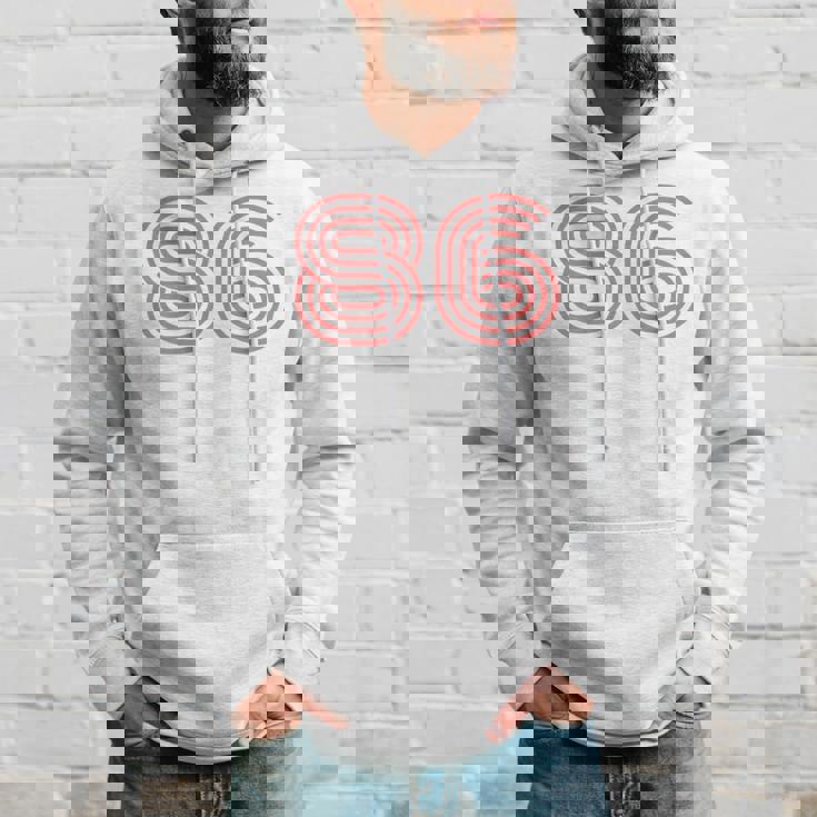 クールなレトロなレタリングジャージ、背番号86 1986 パーカー 彼への贈り物