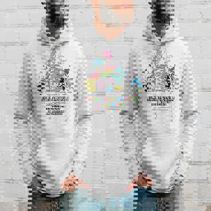 サンリオキャラクターズ Usデザイン レインボー パーカー 彼への贈り物