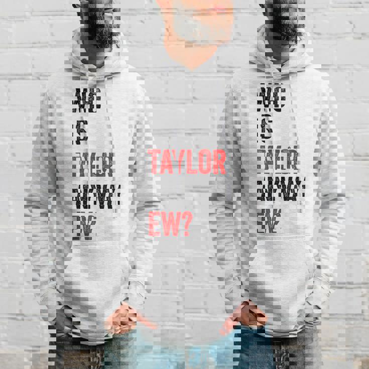 テイラー・ユーテイラーって誰？とにかく面白い パーカー 彼への贈り物