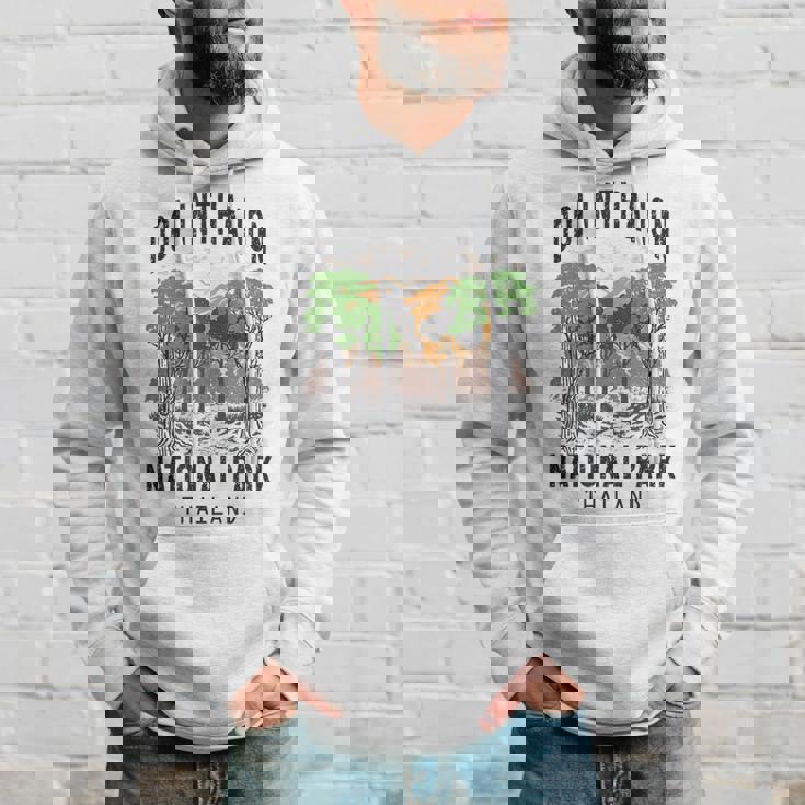 ドイインタノン国立公園タイ パーカー 彼への贈り物