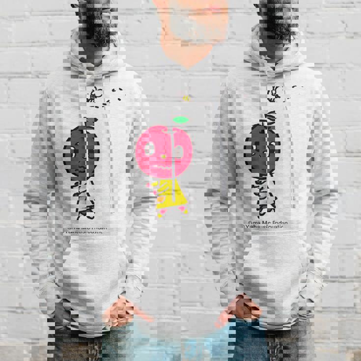 ハチさんとおにごっこ パーカー 彼への贈り物