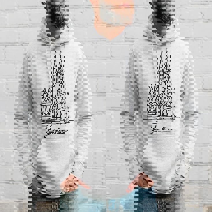 バルセロナ サグラダ ファミリア スペイン お土産 パーカー 彼への贈り物