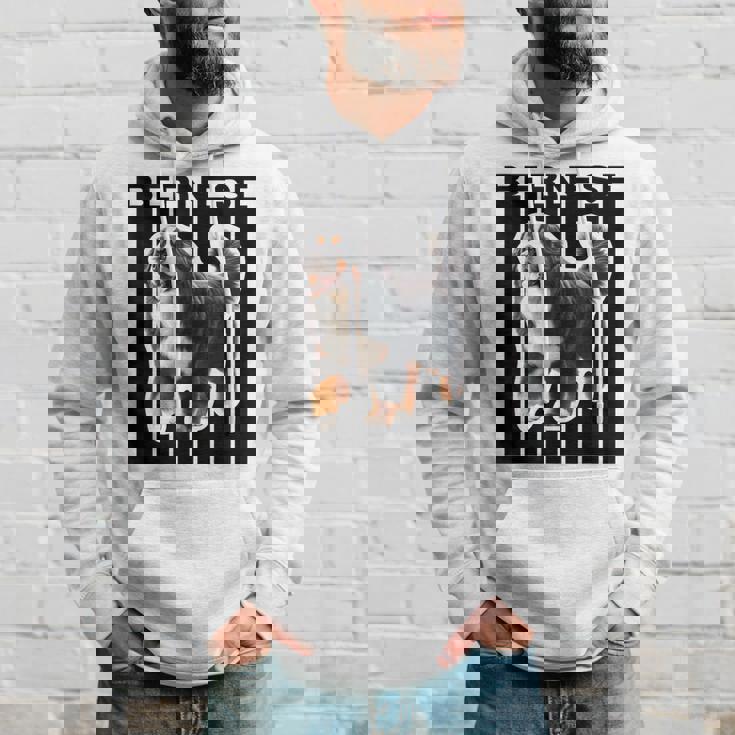 バーニーズマウンテンドッグ愛好家 パーカー 彼への贈り物