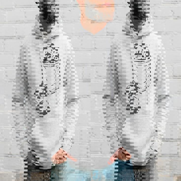 パンダ愛好家のためのポケットの中のかわいいカワイイベイビーパンダ パーカー 彼への贈り物