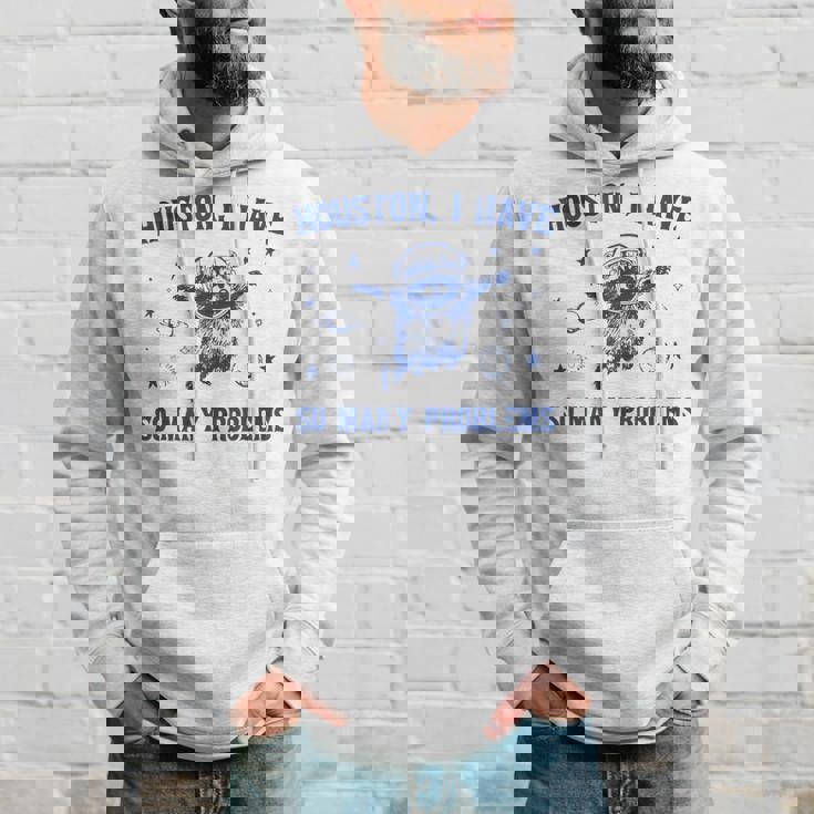 ヒューストン色んな問題を抱えてるおもしろいアライグマ パーカー 彼への贈り物