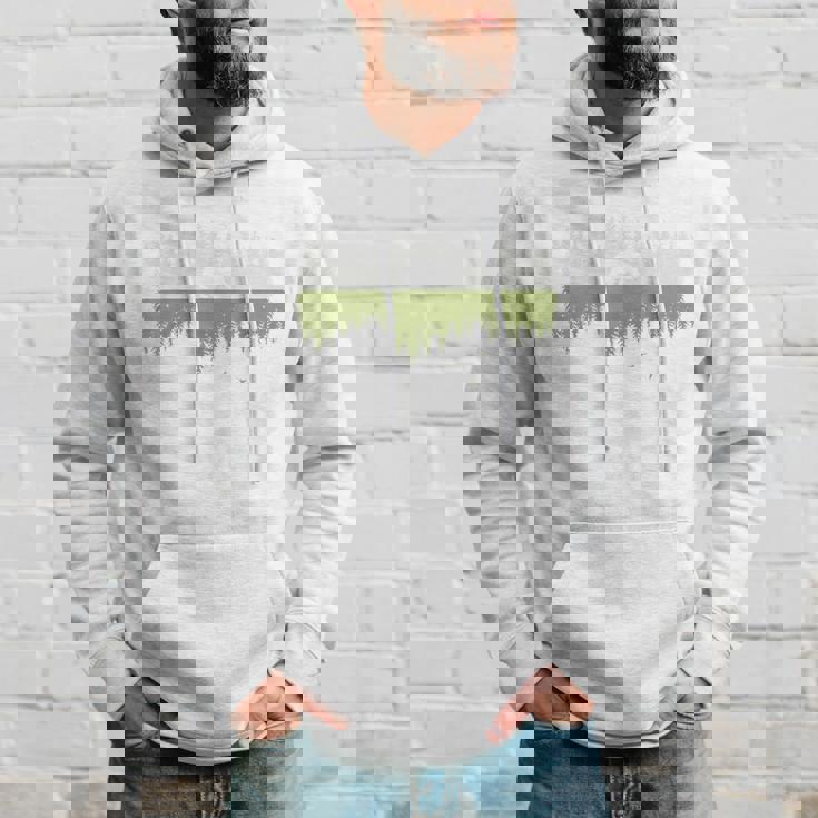 木 反射 クマ 野生動物 森 自然 動物 アウトドア パーカー 彼への贈り物