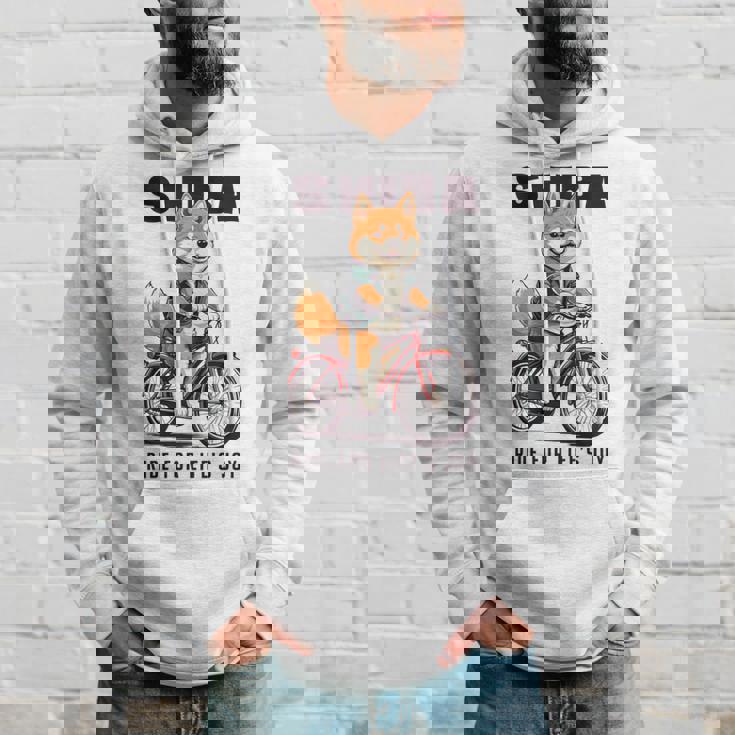 柴犬 いぬ イラスト 柴犬好き 犬好き 自転車 かわいい おもしろ レトロ Ride For Life's Joy 長袖tシャツ パーカー 彼への贈り物