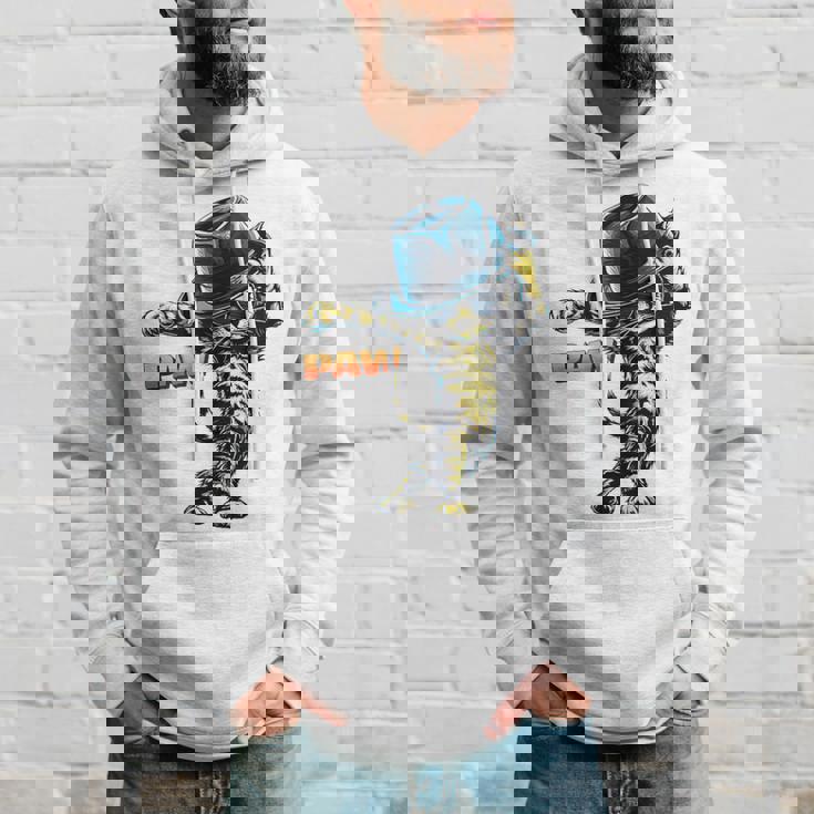 決めポーズの猫イラスト Pawの文字が光るダンス風デザイン パーカー 彼への贈り物