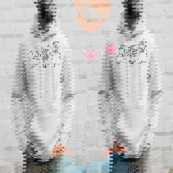 猫 ねこ 足 肉球 グー チョキ パー じゃんけんぽん おもしろ 面白い かわいい 猫飼い 猫好き パーカー 彼への贈り物